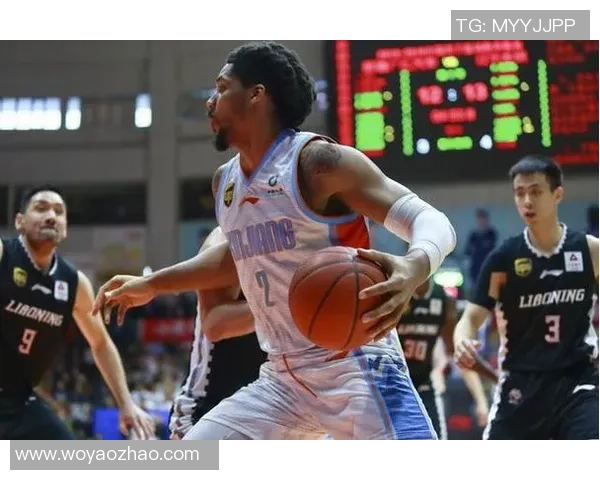 上海篮球队的节奏体系探析与战术创新研究